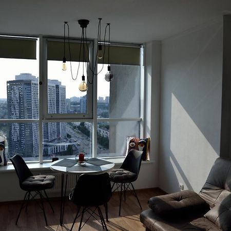 In The Sky Apartment Kijów Zewnętrze zdjęcie